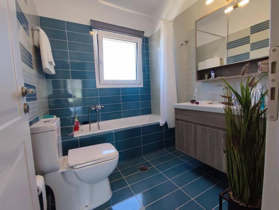 The Bright House A Two-storey Maisonette In *