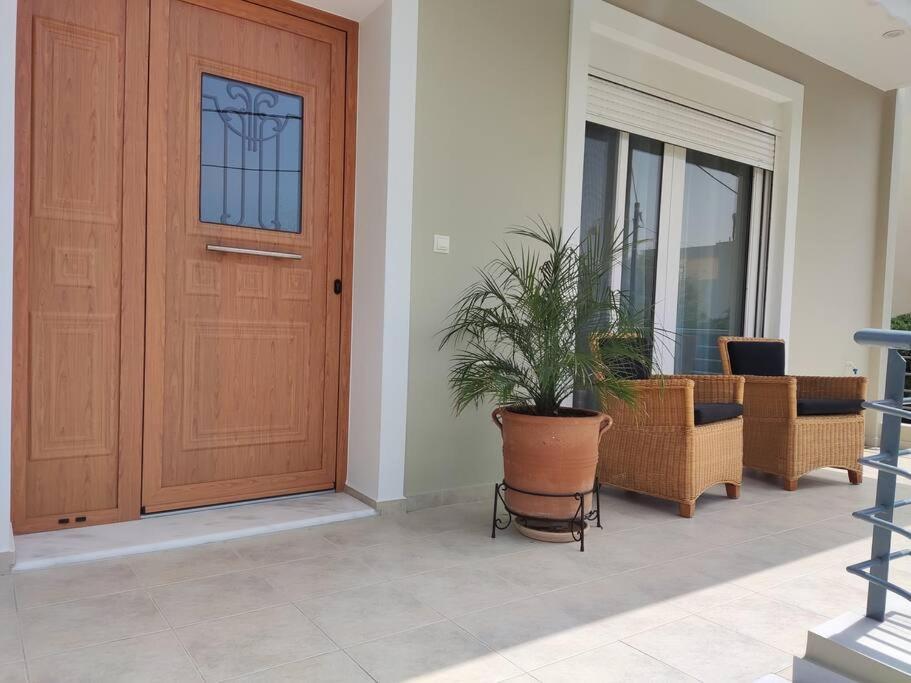 Villa The Bright House A Two-storey Maisonette In