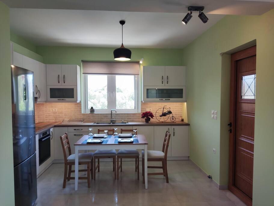 The Bright House A Two-storey Maisonette In *