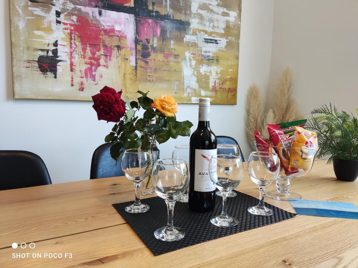 Villa The Bright House A Two-storey Maisonette In Loutraki (Corinthia)