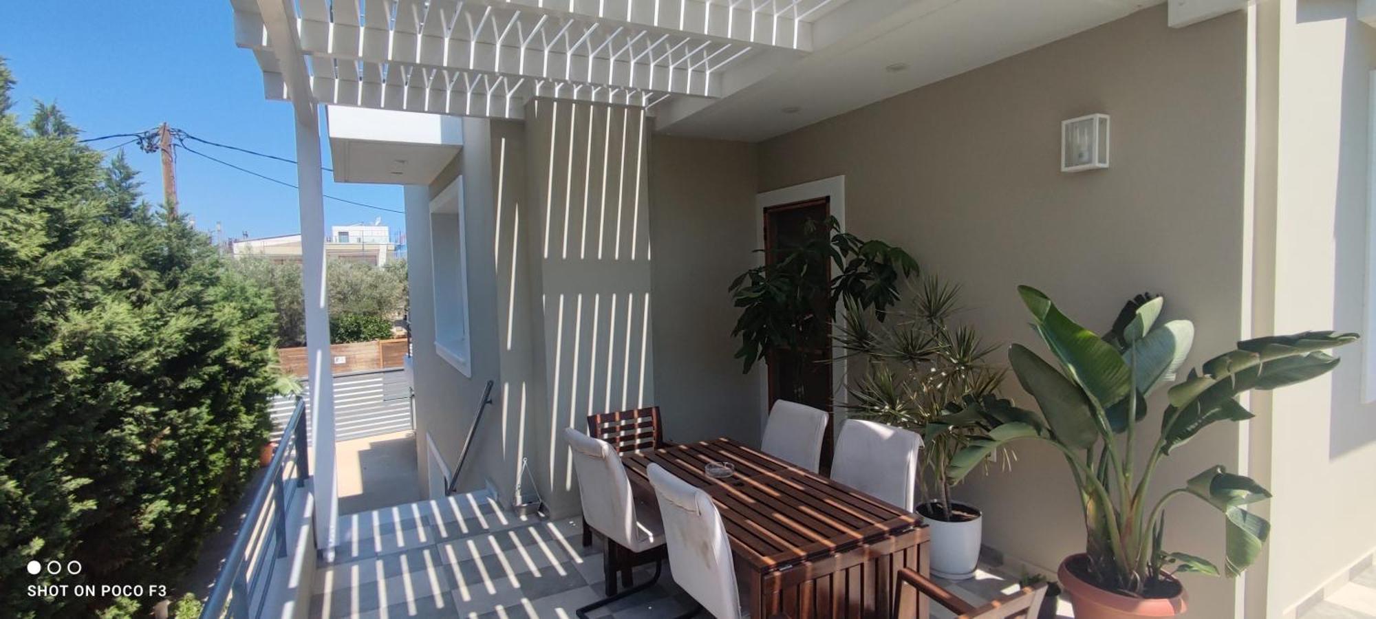 Villa The Bright House A Two-storey Maisonette In